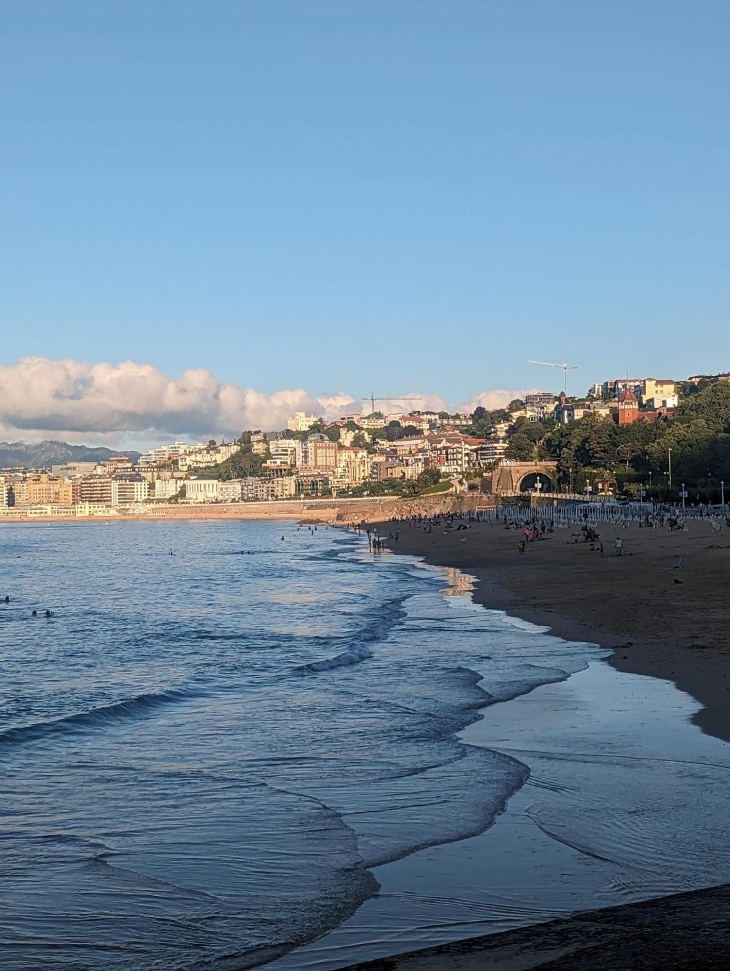 New Apartment & Terrace. Steps To Ondarreta Beach Añorga-Lugariz المظهر الخارجي الصورة